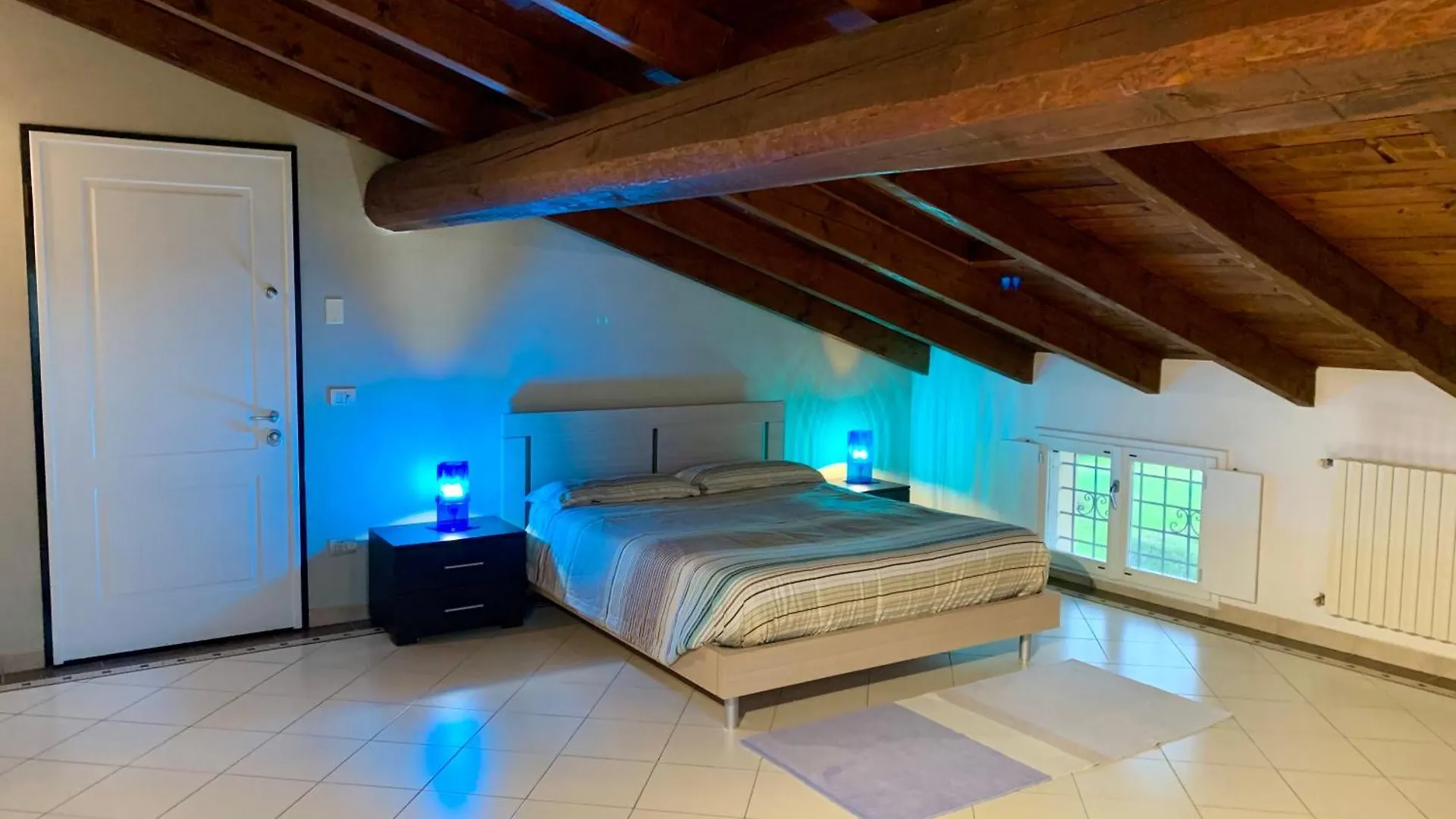 Aparthotel Villa Campestre Colombaro